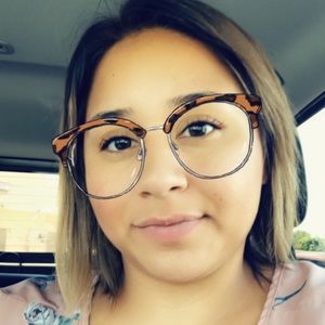 Meet your Posher, Veronica